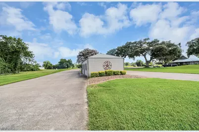 406 Rancho Chico Trail, Angleton, TX 77515 - Photo 28