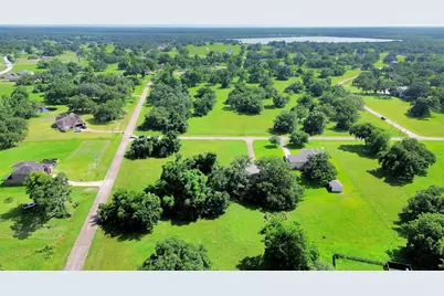 406 Rancho Chico Trail, Angleton, TX 77515 - Photo 10