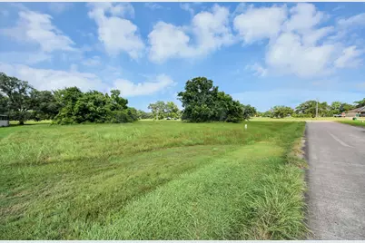 406 Rancho Chico Trail, Angleton, TX 77515 - Photo 16