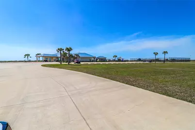 3129 Camp Hulen Drive, Palacios, TX 77465 - Photo 16