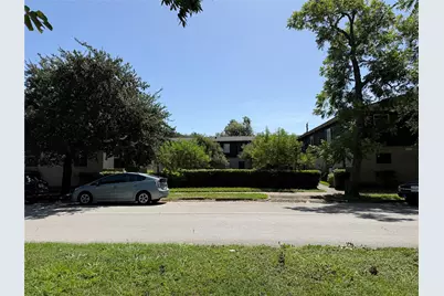 1320 Heights Boulevard #2, Houston, TX 77008 - Photo 1