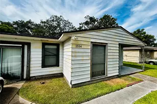 1514 1st Ave N, Texas City, TX 77590 - Photo 1