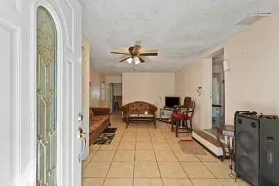 1608 Maiden Lane, Richmond, TX 77469 - Photo 4