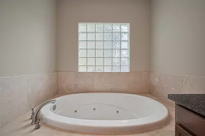 2910 Leeland Street, Houston, TX 77003 - Photo 12