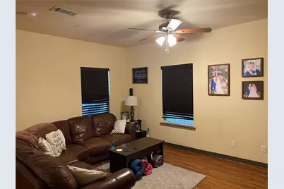 1239 20th Street #B, Huntsville, TX 77340 - Photo 6