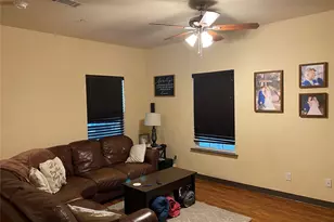 1239 20th St, Huntsville, TX 77340 - Photo 6