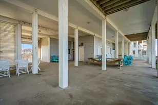 20627 E Sand Hill Dr, Galveston, TX 77554 - Photo 14