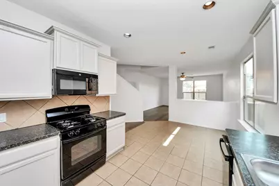 13935 Long Meadow Drive, Houston, TX 77047 - Photo 18
