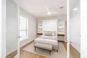 2426 Bevis St, Houston, TX 77008 - Photo 10