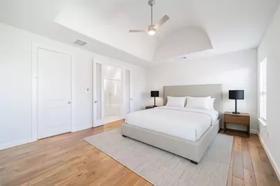2426 Bevis Street, Houston, TX 77008 - Photo 6