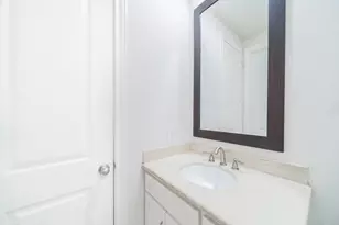 2426 Bevis St, Houston, TX 77008 - Photo 24
