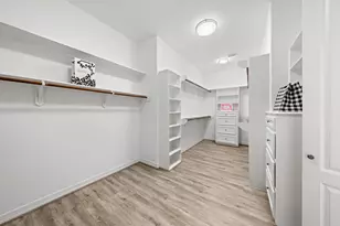 70 Blooming Grove Ln, Houston, TX 77077 - Photo 20