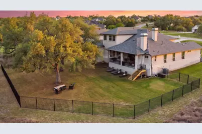 2009 Nature View Loop, Driftwood, TX 78619 - Photo 2