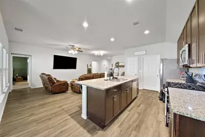 10021 Spring Creek Road, Cleveland, TX 77327 - Photo 6