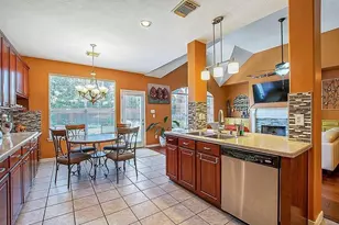 4506 Timber Pine Tr, Houston, TX 77345 - Photo 4