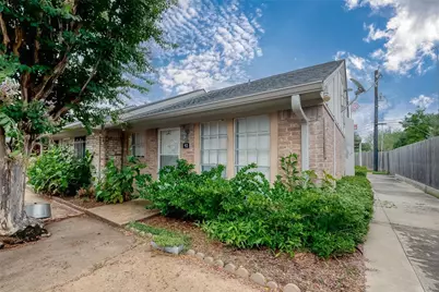 1016 Tri Oaks Lane #92, Houston, TX 77043 - Photo 1