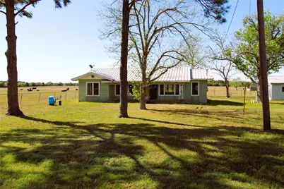 2749 County Road 173, Hallettsville, TX 77964 - Photo 22