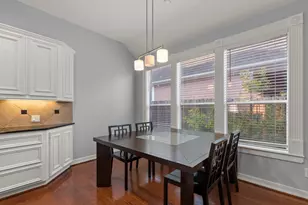 1274 Seamist Dr, Houston, TX 77008 - Photo 10