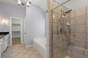 1274 Seamist Dr, Houston, TX 77008 - Photo 16