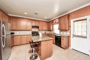 8614 Riverbend Canyon Ln, Houston, TX 77089 - Photo 2