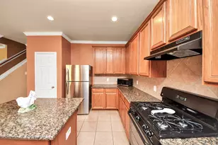 8614 Riverbend Canyon Ln, Houston, TX 77089 - Photo 24