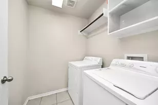 8614 Riverbend Canyon Ln, Houston, TX 77089 - Photo 26