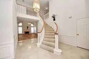 4418 Bermuda Dr, Sugar Land, TX 77479 - Photo 10