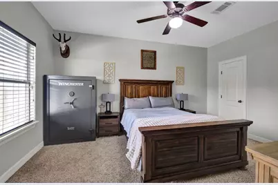 511 Sycamore Street, Lake Jackson, TX 77566 - Photo 6