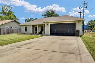 511 Sycamore St, Lake Jackson, TX 77566 - Photo 26