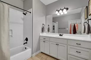 511 Sycamore St, Lake Jackson, TX 77566 - Photo 10