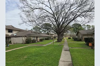 5640 Birchmont Drive #C, Houston, TX 77091 - Photo 1