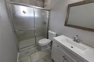 5640 Birchmont Dr, Houston, TX 77091 - Photo 36