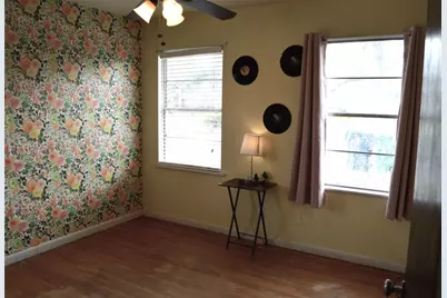 1105 Earley Street, Sweeny, TX 77480 - Photo 2