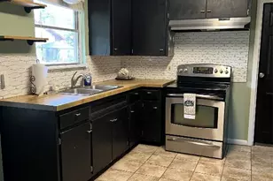 1105 Earley St, Sweeny, TX 77480 - Photo 6