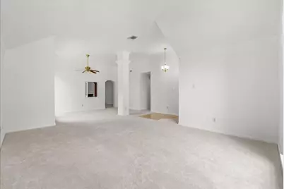 907 Noble Springs Road, Houston, TX 77062 - Photo 6