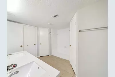 10827 Sugar Hill Drive #A, Houston, TX 77042 - Photo 18