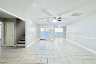 10827 Sugar Hill Dr, Houston, TX 77042 - Photo 1