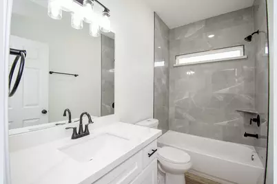 2139 Counter Point Drive, Houston, TX 77055 - Photo 38