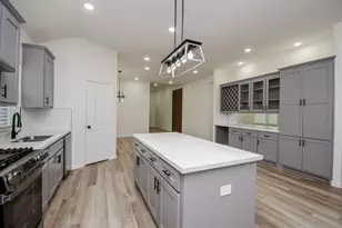2139 Counter Point Dr, Houston, TX 77055 - Photo 20