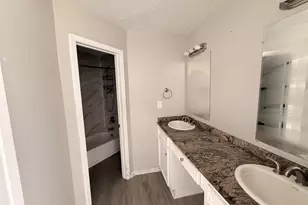 8203 Lone Quail Dr, Houston, TX 77489 - Photo 8