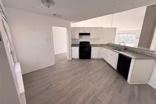 8203 Lone Quail Dr, Houston, TX 77489 - Photo 4