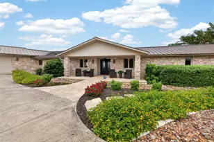 955 Skyline Dr, Canyon Lake, TX 78133 - Photo 4
