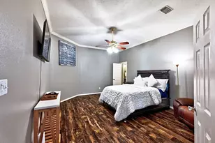 11 W Lake Forest Ct, Conroe, TX 77384 - Photo 38