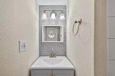 5122 Larkin Street, Houston, TX 77007 - Photo 18