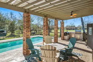 118 Hillsborough Dr W, Montgomery, TX 77356 - Photo 2