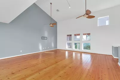 2605 Calumet Street #38, Houston, TX 77004 - Photo 10