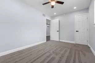4120 Linn St, Houston, TX 77026 - Photo 6
