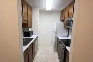 10053 Westpark Dr, Houston, TX 77042 - Photo 8