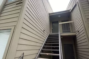 10053 Westpark Dr, Houston, TX 77042 - Photo 2