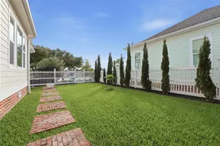 10 Mariner Pass, Galveston, TX 77554 - Photo 32